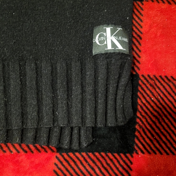 Calvin Klein Woman’s black Side Slits Hoodie Knitted Sweater. Size XS - Picture 4 of 9